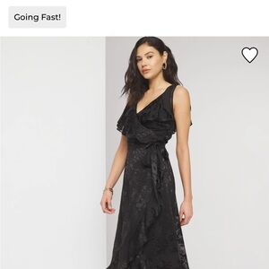 Elegant Black Ruffle Dress 4 P